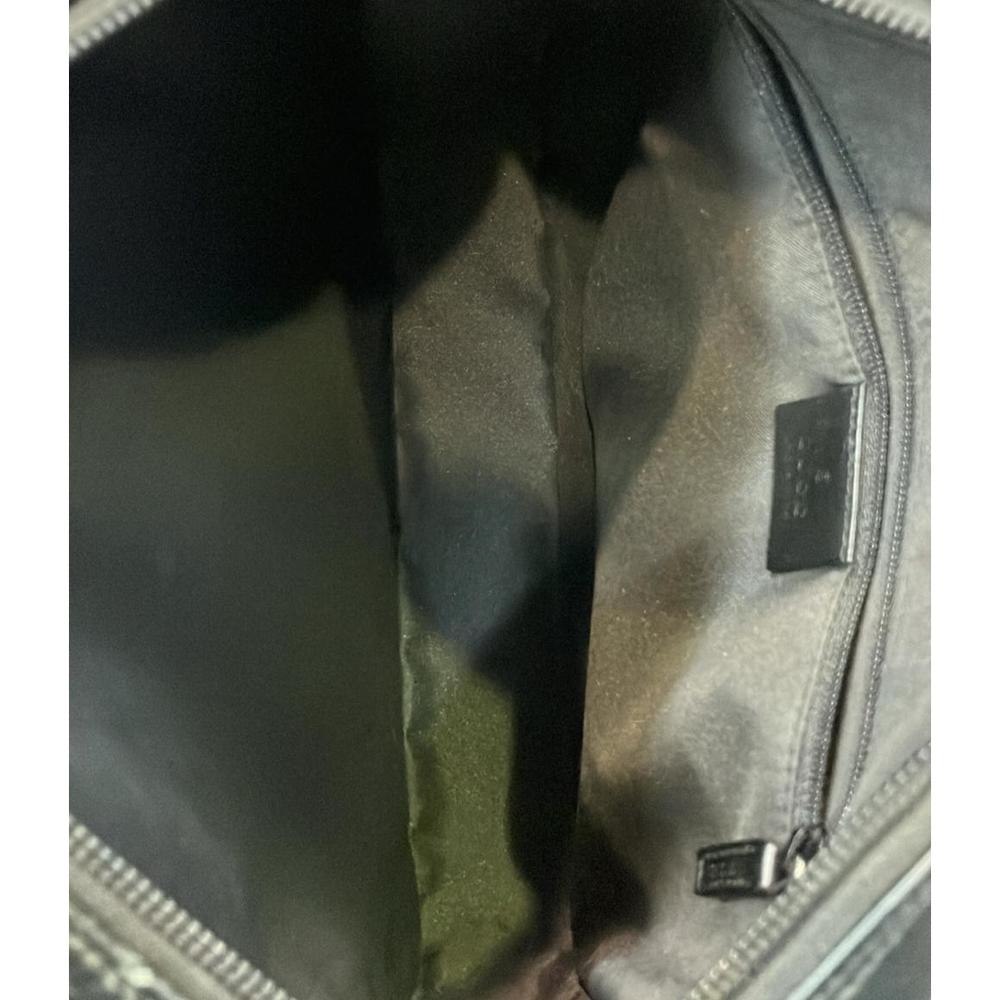 Gucci Shoulder Bag - Picture 3 of 8